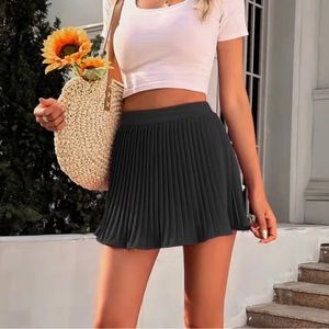 New Black Pleated Mini Skirt / Skort